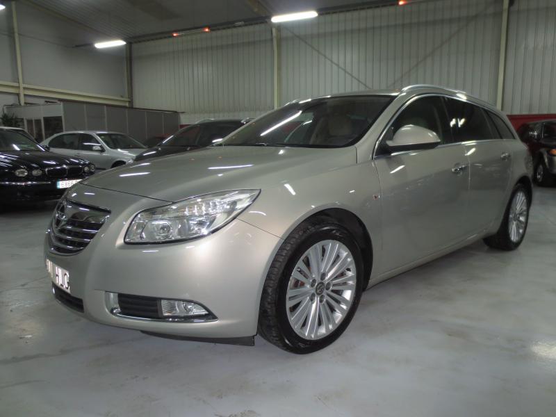 OPEL INSIGNIA ST EXCELLENCE 2.0CDTI 160CV (UNICCO PLATA PANACOTA)